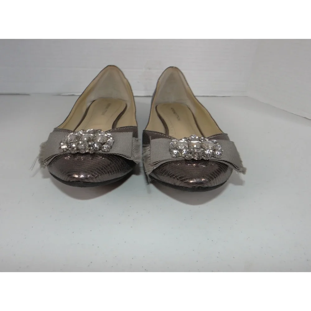 Adrienne Vittadini Womens Pewter Metallic Snakeskin Crystal Bow Flats Size 10